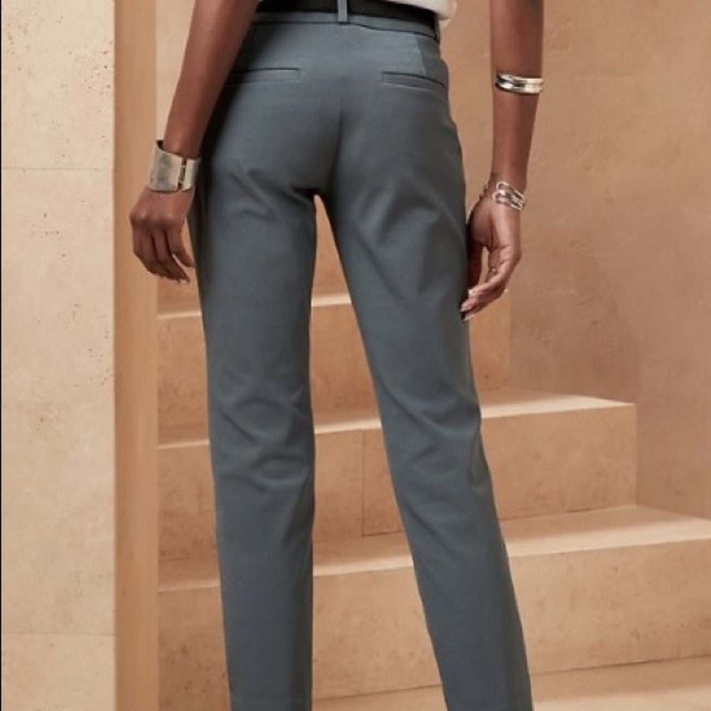 Banana Republic Sloan Slim Ankle Pant, Red. Stylish Piece for Work or Events!